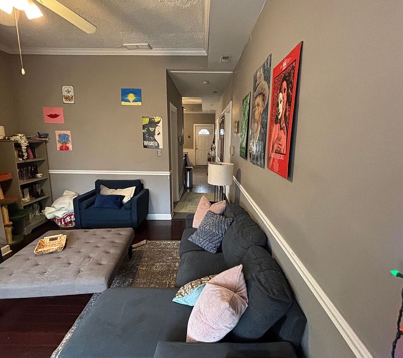 1st image of 2718 N Wilton Ave APT 3