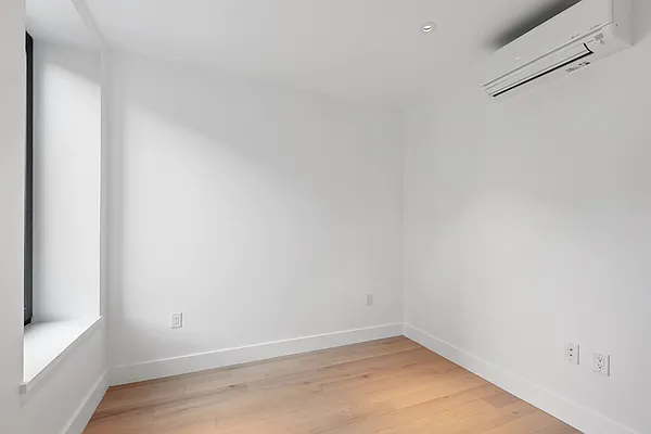 Rented by Corcoran | media 15