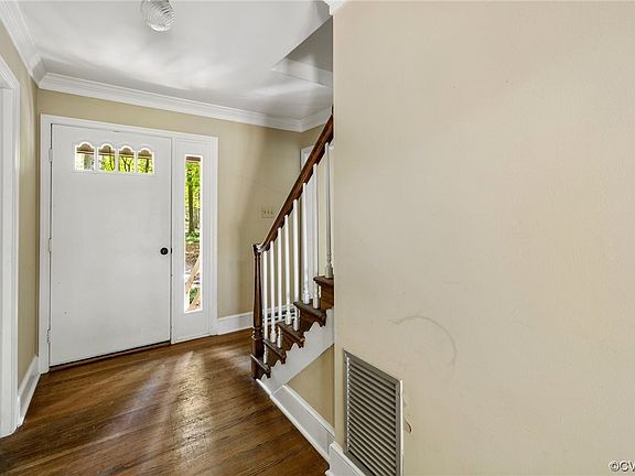 3rd image of 3828 Timber Ridge Rd