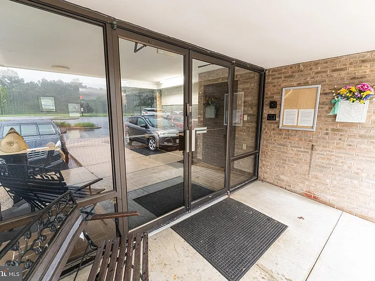 227 Canal Park Dr #206 — Photo 2