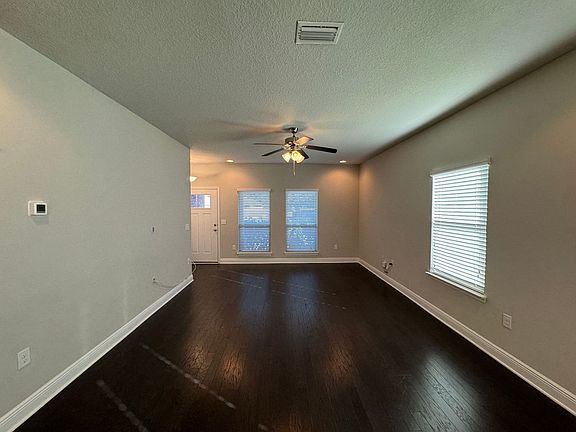4th image of 4435 Oak Orchard Cir