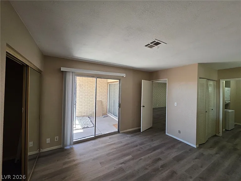 3009 Saint George St #F — Photo 43
