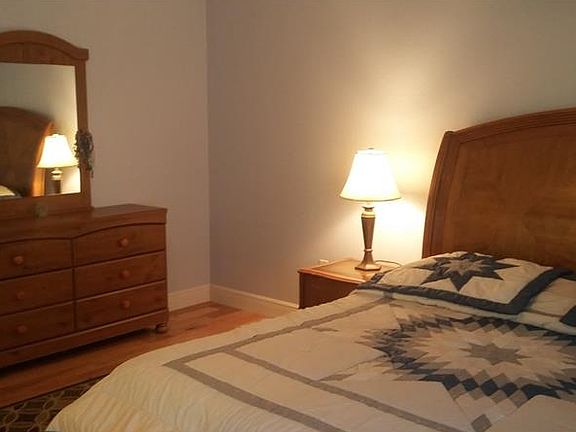 3rd image of 558 Dove Ct