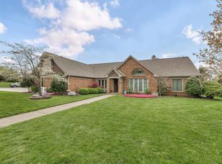 3803 Meadowbrook Ct, Owensboro, KY 42303