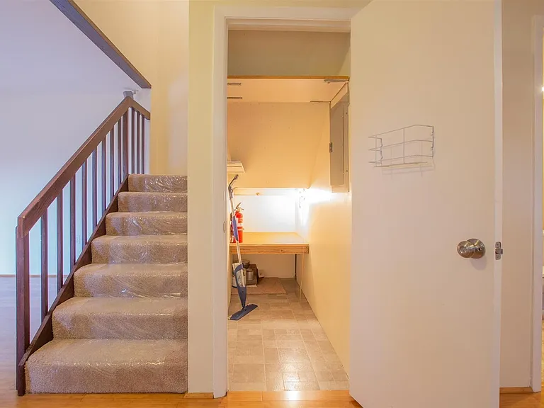 3229 Gardens East Dr #C — Photo 9