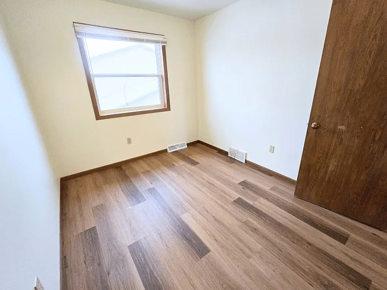 230 North St — Photo 32