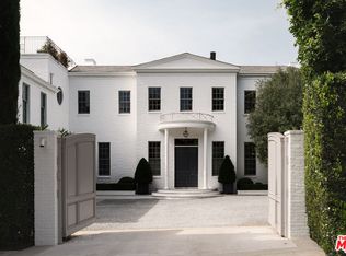 227 N Tigertail Rd, Los Angeles, CA 90049