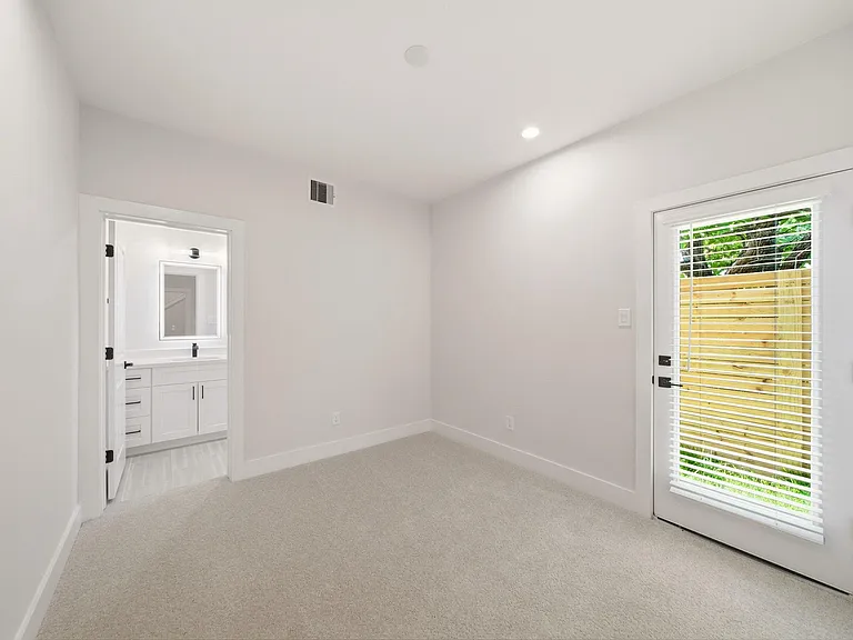 1400 Cedar Post Ln — Photo 6
