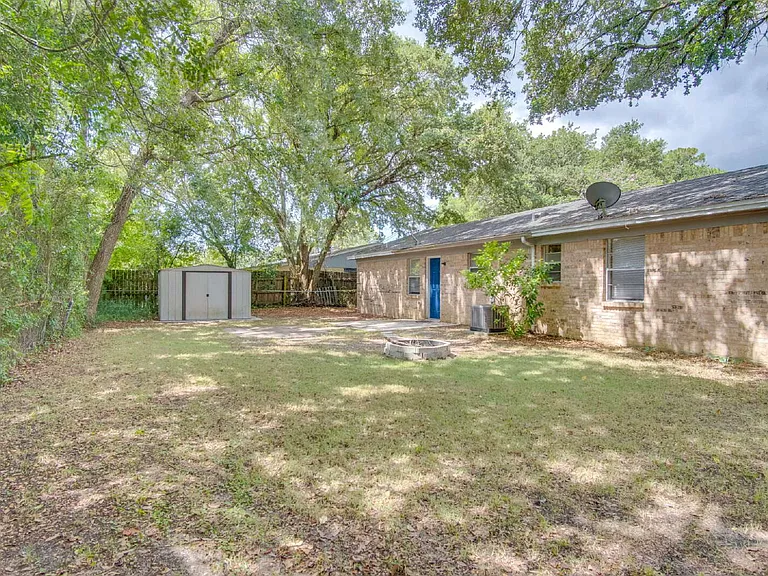 386 Quigley Rd — Photo 29