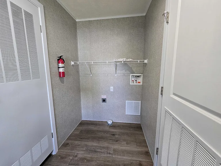 29800 Guilford Cir #423 — Photo 18
