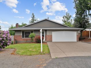 702 Brighton Ave, Oregon City, OR 97045