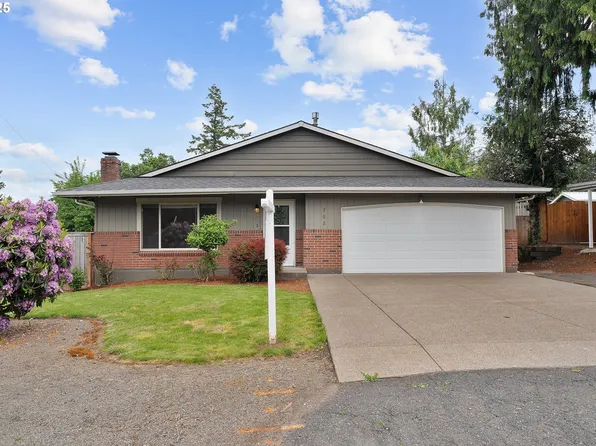 702 Brighton Ave, Oregon City, OR 97045