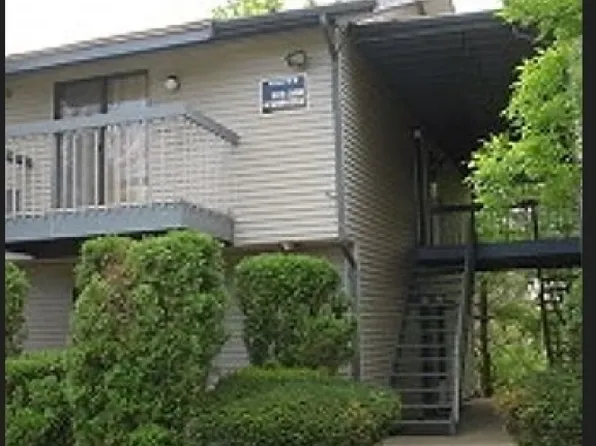 20 Delar Pkwy #20, Franklin Twp., NJ 08823