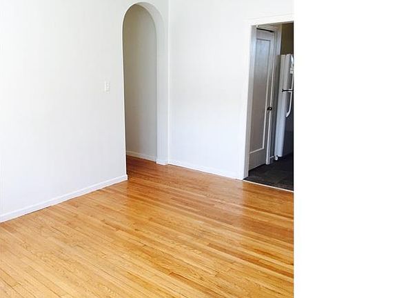 4th image of 7436 S South Shore Dr APT 3W