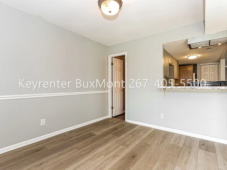 1825 Bridgetown Pike #310 — Photo 4