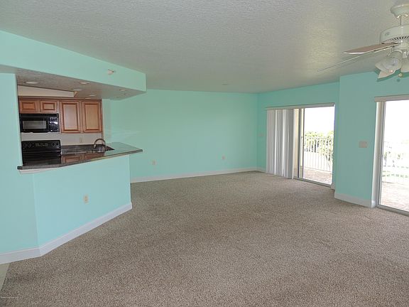 4th image of 732 Bayside Dr Unit 506