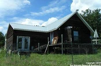 1st image of 221 Lakewood Ct