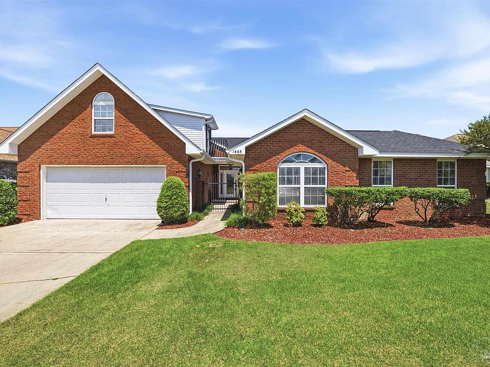 1st image of 1668 Woodlawn Way