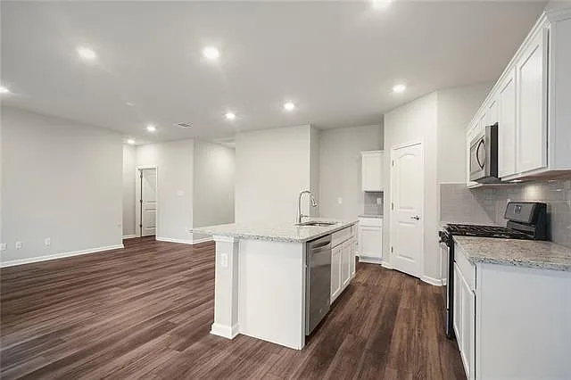 541 New Basin Rd — Photo 3