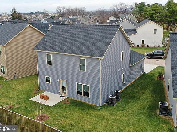 4th image of 129 Doonbeg Ct