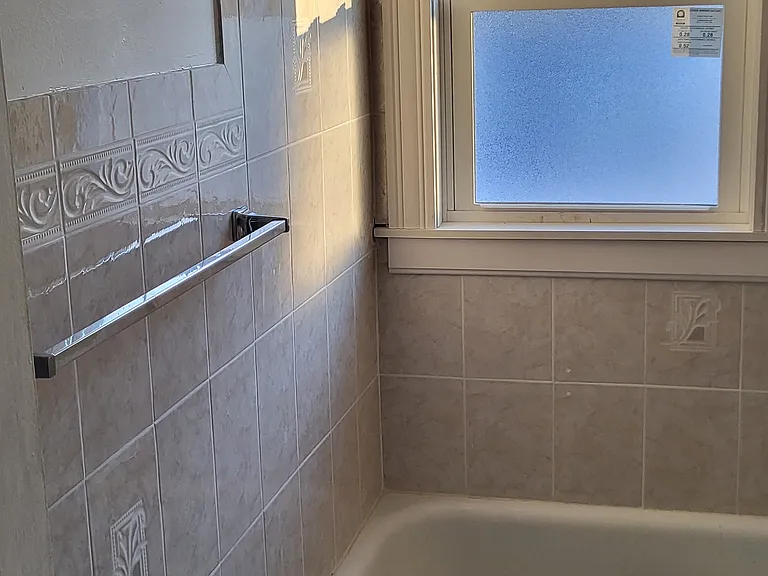 1848 Hyde Park Ave — Photo 11
