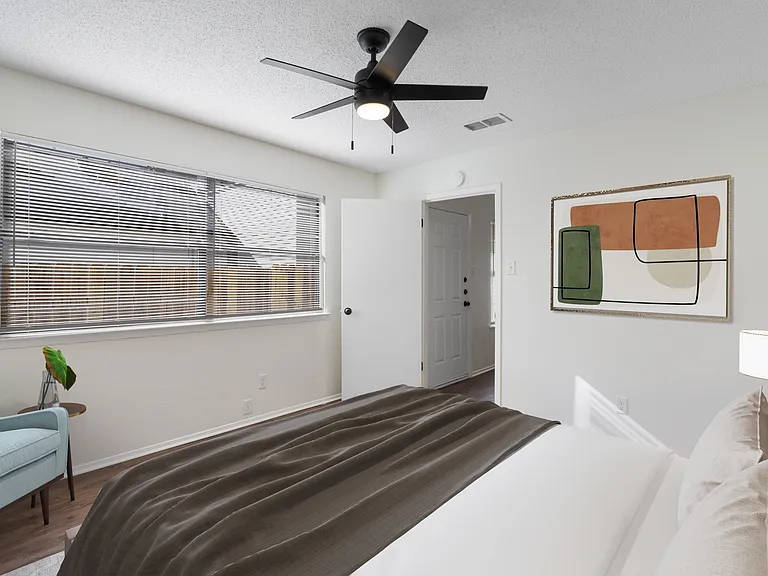 2909 W Slaughter Ln #B — Photo 44