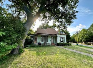 705 N Rockwall Ave, Terrell, TX 75160