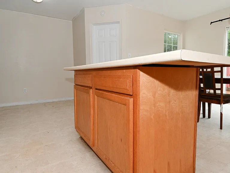 1043 Rentham Ln — Photo 27