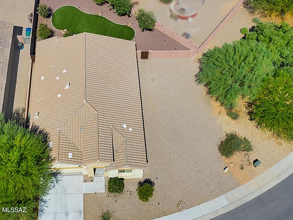 5th image of 1172 E Madera Grove Ln