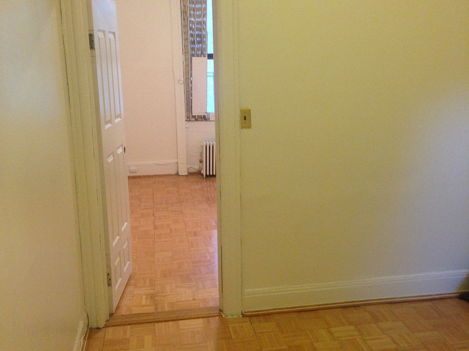 2nd image of 324 E 73rd St APT 5