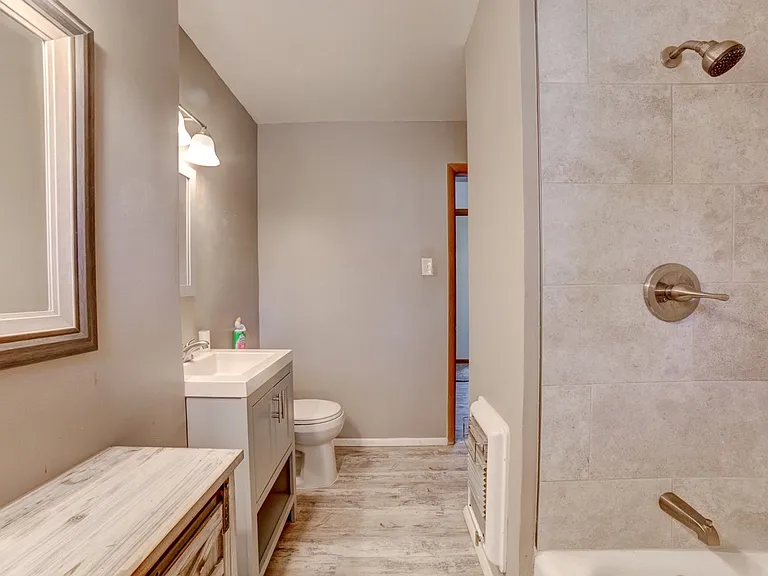 5548 S Owasso Ave — Photo 17