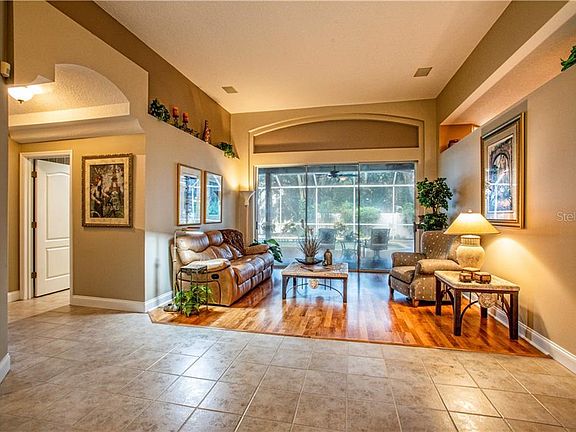 4th image of 1054 Foggy Brook Pl
