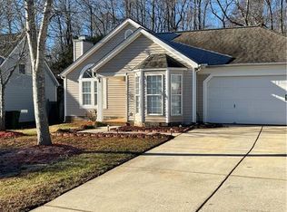 8730 Purple Thistle Ln, Charlotte, NC 28215