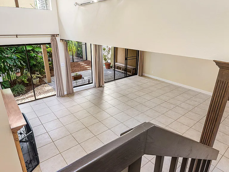 5664 Santiago Cir — Photo 23