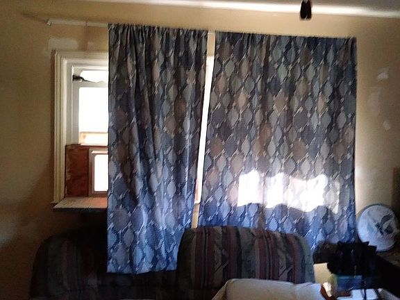 4th image of 6888 Harmony Grove Rd