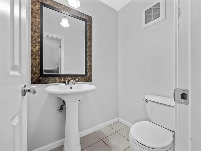 2904 San Souci Dr — Photo 4