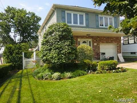 1st image of 56 Zinnia Avenue