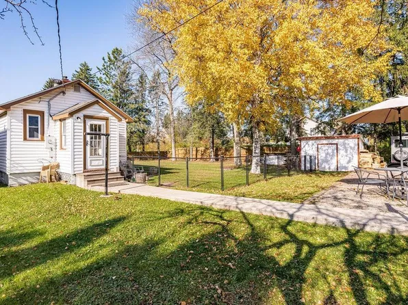 228 99th Ave W, Duluth, MN 55808