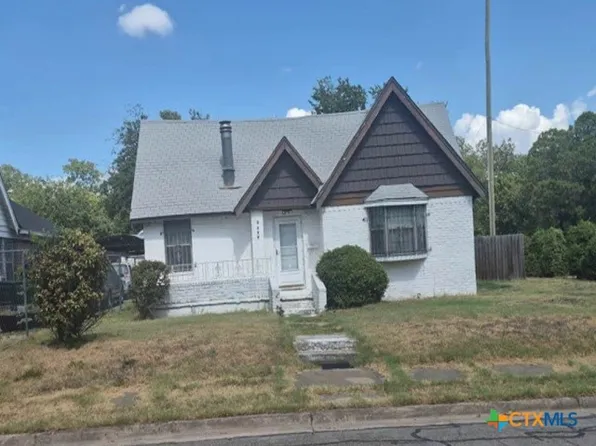 1001 N 21st St, Waco, TX 76707
