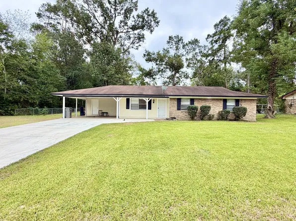 1914 Pine Burr St, Lufkin, TX 75901