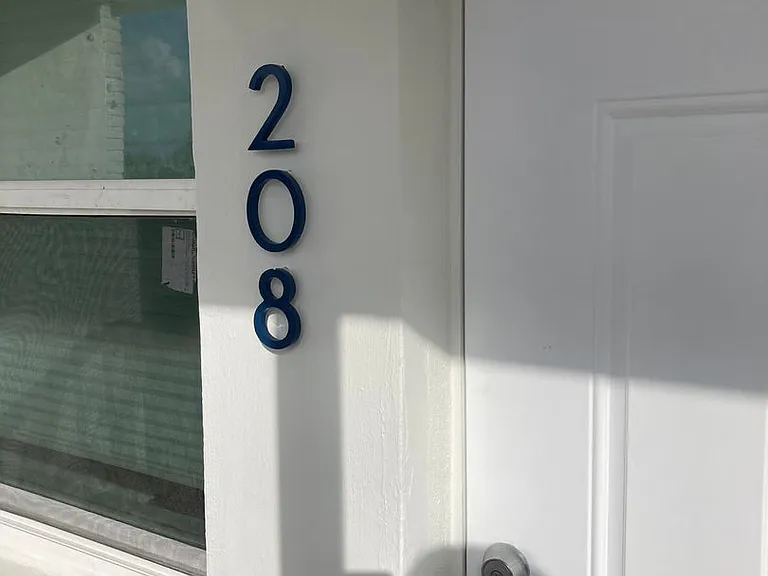 3012 Broadway — Photo 23
