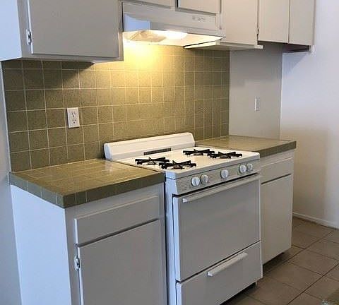 5th image of 4365 W 141st St APT 217