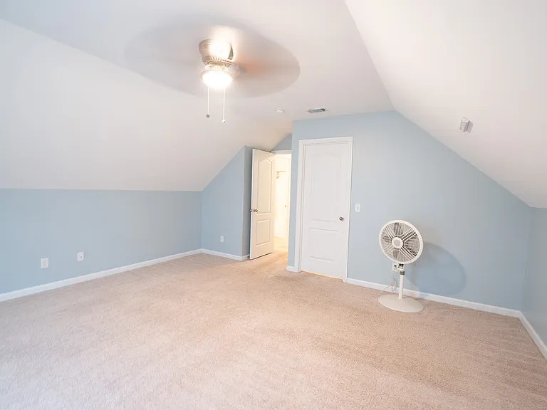 117 Laguna Way — Photo 37