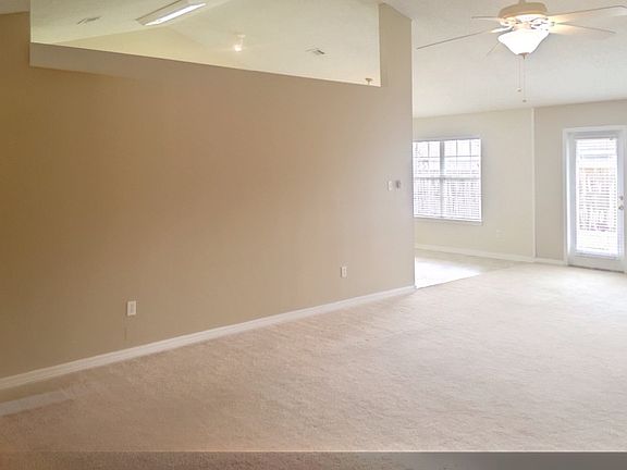 2nd image of 3154 Wayne Dr #D