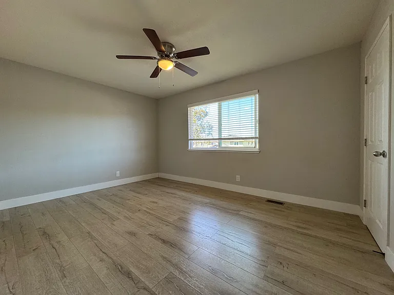 34855 Starling Dr #2 — Photo 10