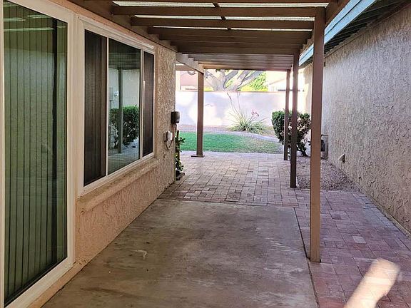5th image of 5610 S Marine Dr