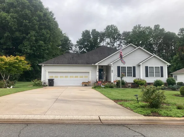 165 Hunters Point Dr, Rockwell, NC 28138