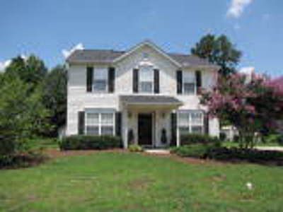 2nd image of 17 Silverstone Dr