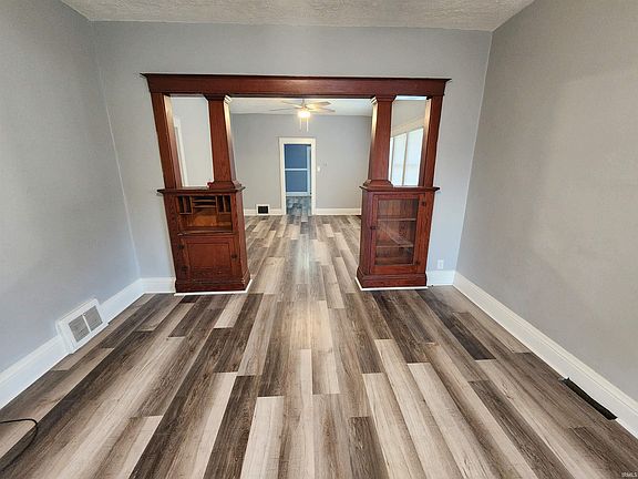 2nd image of 1018 N Brookfield St