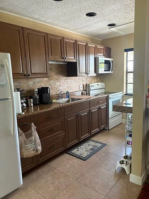 1 bed, 1.0 bath, 175 sqft, $1,350 — Photo 3